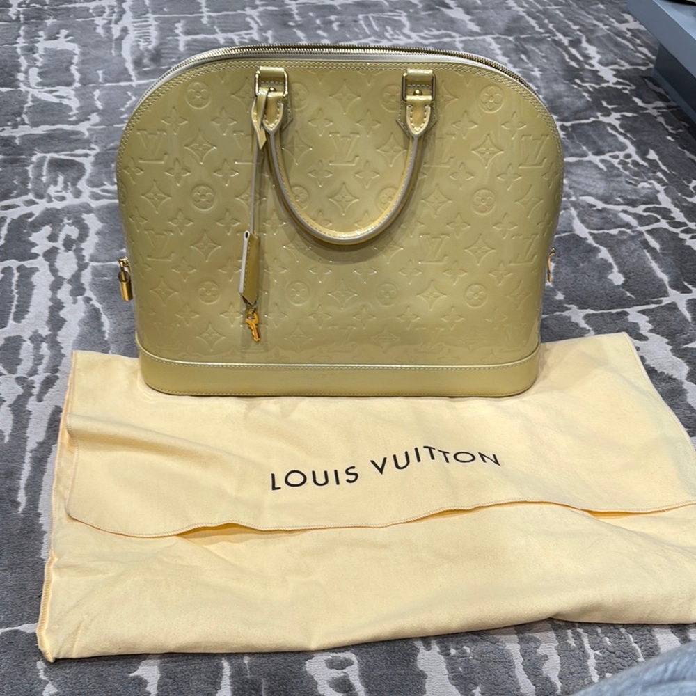 Louis Vuitton Alma Pm Women's Bag